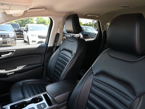 Used 2024 Ford Edge SEL AWD/4WD image 28
