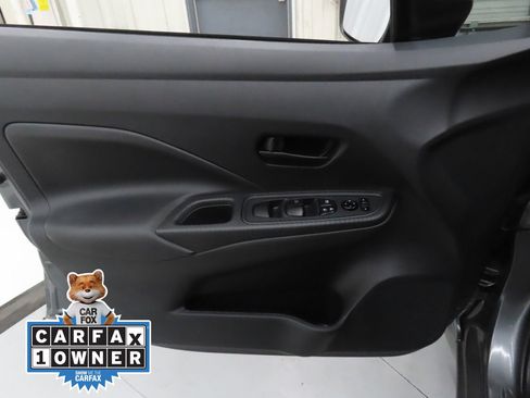 Used 2025 Nissan Versa S w/ Trunk Package image 9