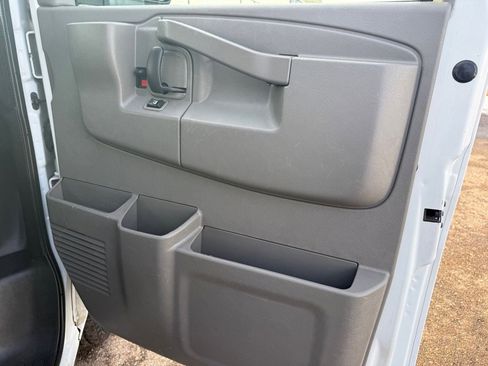 Used 2020 Chevrolet Express 2500 w/ Driver Convenience Package image 36