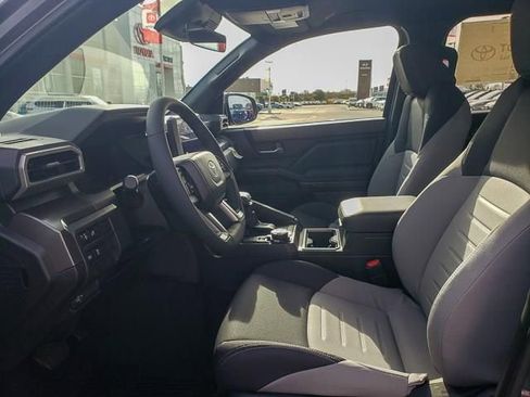 New 2025 Toyota Tacoma TRD Off-Road image 10