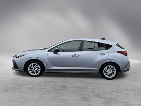 Used 2024 Subaru Impreza 2.0i image 4