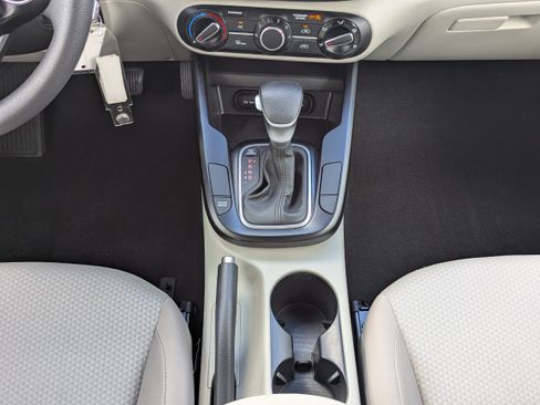 Used 2021 Kia Soul LX FWD image 19