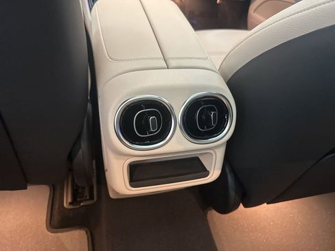 New 2026 Mercedes-Benz GLC 300 image 22