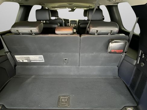 Used 2022 Toyota Sequoia TRD Pro AWD/4WD image 27