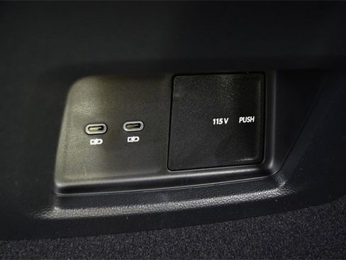 New 2026 Volkswagen Atlas SEL Premium R-Line image 24