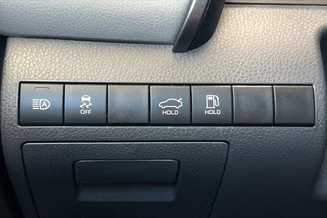 Certified 2022 Toyota Camry LE FWD image 28