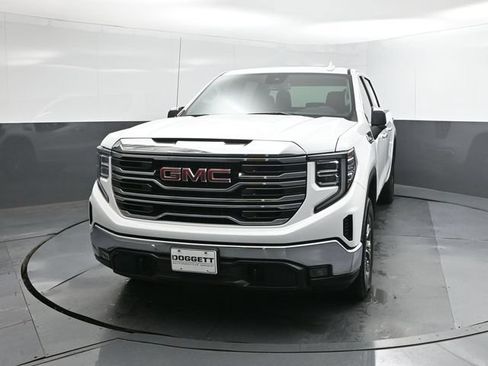 Used 2025 GMC Sierra 1500 SLT RWD image 22