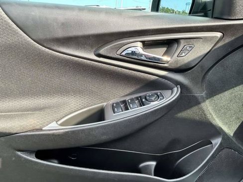 Used 2025 Chevrolet Malibu LT FWD image 19
