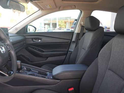 Used 2024 Honda Accord EX image 11