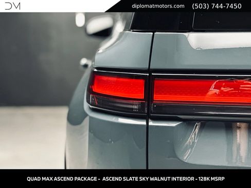 Used 2026 Rivian R1S Premium AWD/4WD image 14