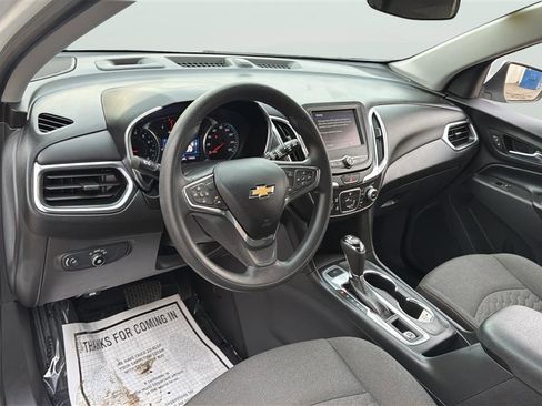 Used 2021 Chevrolet Equinox LT AWD/4WD image 16