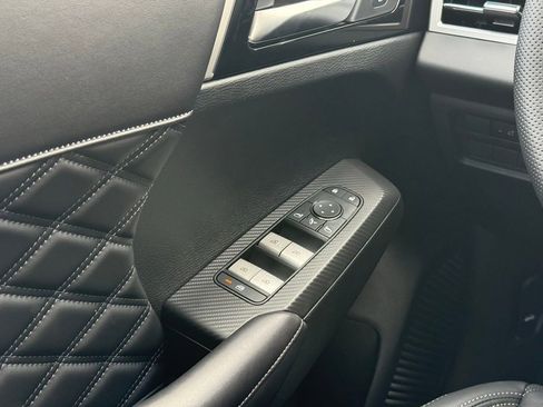 New 2025 Mitsubishi Outlander SEL image 7