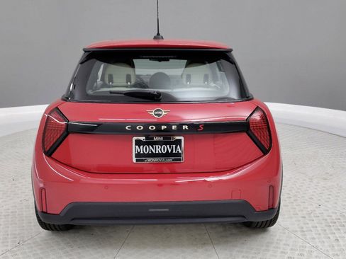 Used 2025 MINI Cooper S image 7