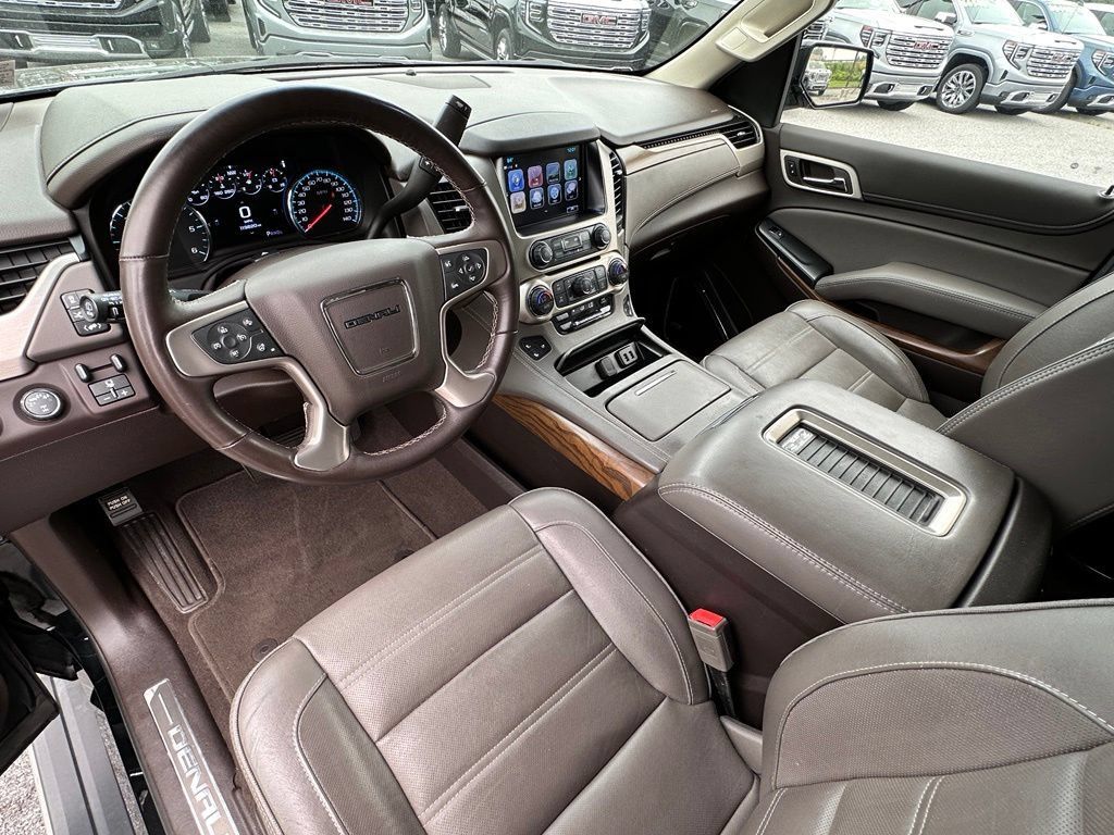 Certified 2019 GMC Yukon Denali w/ Denali Ultimate Package AWD/4WD image 21