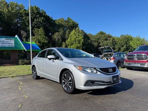 Used 2015 Honda Civic EX image 3