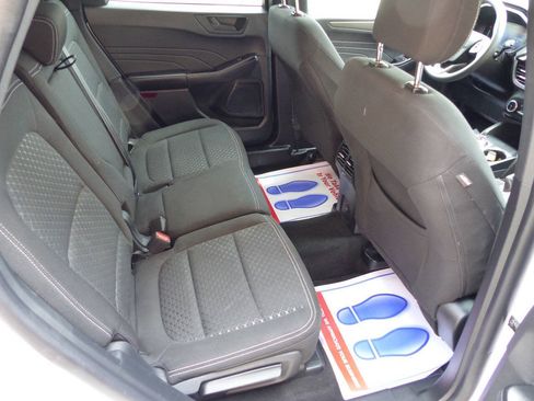Used 2025 Ford Escape Active AWD/4WD image 29