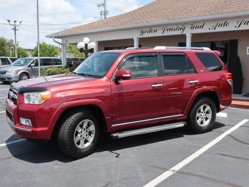 Used 2012 Toyota 4Runner SR5 image 13