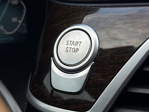 Used 2022 BMW 745e xDrive w/ M Sport Package image 25