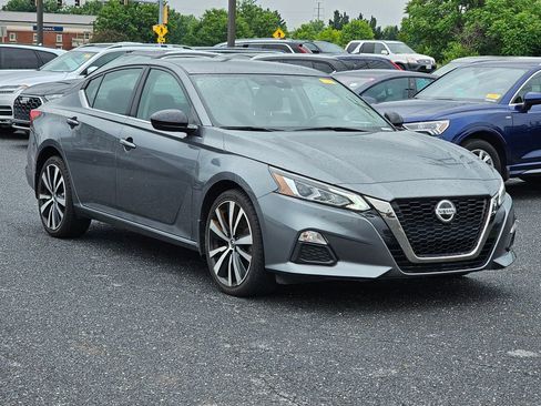 Used 2020 Nissan Altima 2.5 SR AWD/4WD image 1