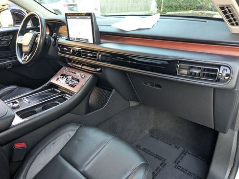 Used 2023 Lincoln Aviator Reserve image 33