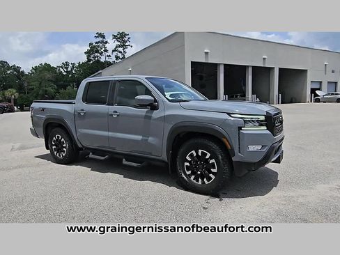 Used 2023 Nissan Frontier Pro-X w/ Pro Convenience Package RWD image 17