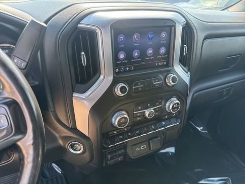 Used 2020 GMC Sierra 1500 SLE w/ SLE Value Package image 29