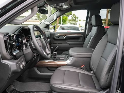 New 2026 Chevrolet Silverado 1500 RST w/ Safety Package AWD/4WD image 17