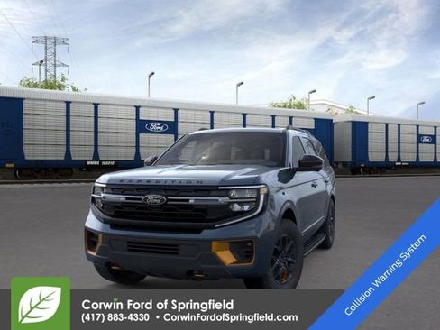 New 2026 Ford Expedition Tremor image 2