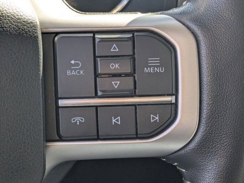 Certified 2024 Ford Expedition XLT image 29