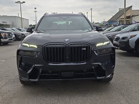 New 2026 BMW X7 M60i image 3