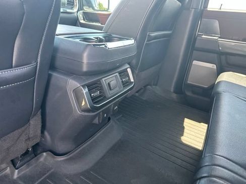 Used 2022 Ford F150 Lariat AWD/4WD image 18
