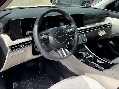 New 2025 Hyundai Tucson SEL image 6