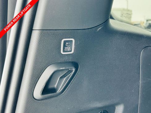 Used 2025 Jeep Wagoneer Series II image 12