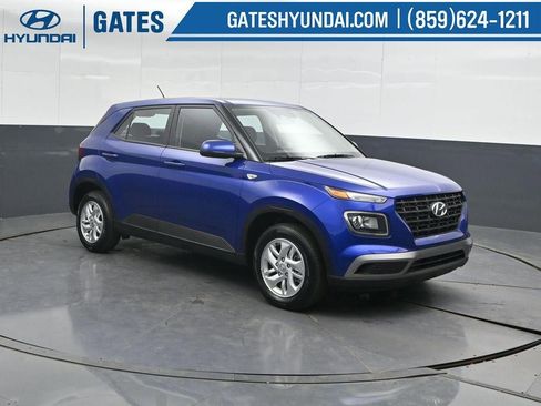 New 2025 Hyundai Venue SE FWD image 4