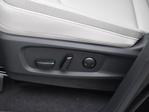 New 2026 Nissan Pathfinder SL w/ SL Premium Package image 27