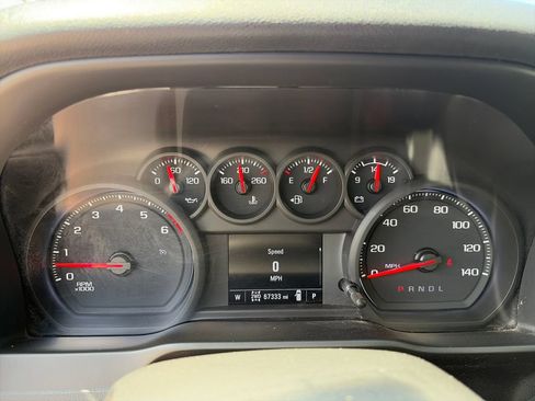 Used 2021 Chevrolet Silverado 2500 Custom w/ Custom Convenience Package AWD/4WD image 27