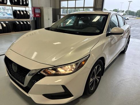 Certified 2023 Nissan Sentra SV FWD image 2