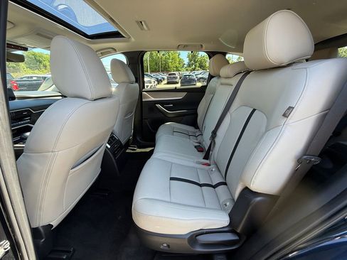 Used 2024 MAZDA CX-90 Plug-In Hybrid w/ Preferred AWD/4WD image 25