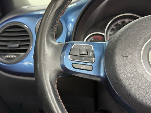 Used 2017 Volkswagen Beetle 1.8T Classic image 24