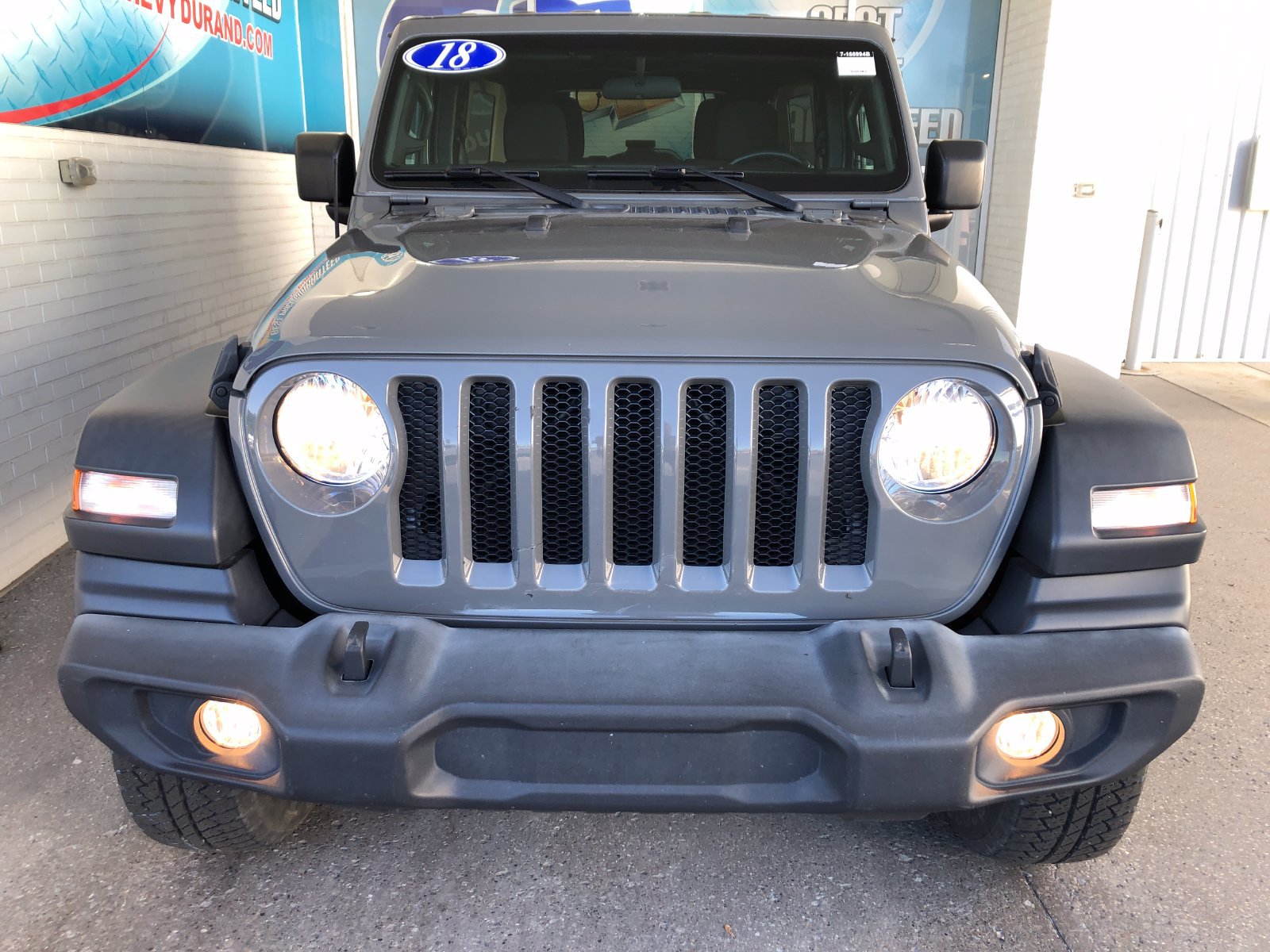 Used 2018 Jeep Wrangler Unlimited Sport S AWD/4WD image 2