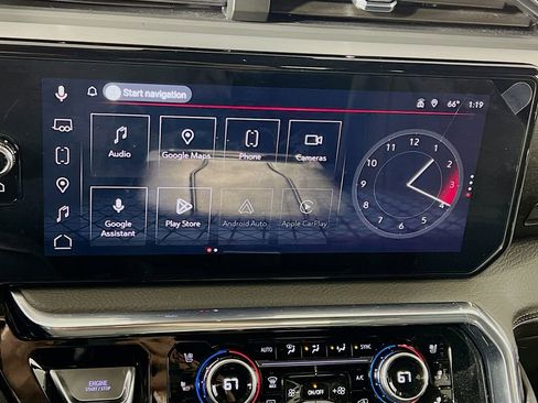 Used 2024 GMC Sierra 1500 Denali w/ Technology Package image 15