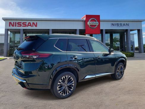 New 2026 Nissan Rogue Platinum w/ Platinum Premium Package AWD/4WD image 2