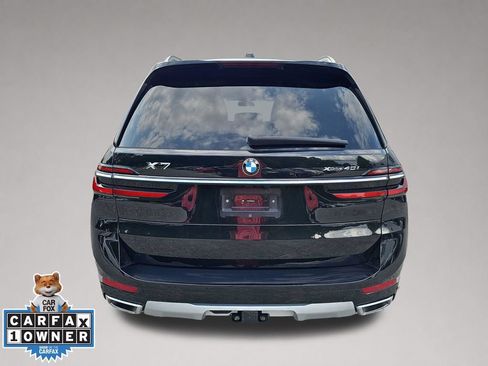 Used 2025 BMW X7 xDrive40i w/ Premium Package AWD/4WD image 5