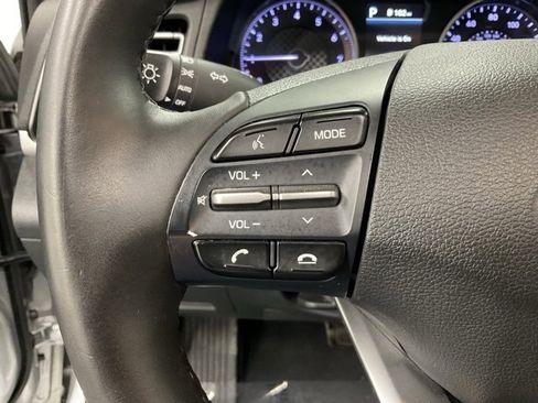 Used 2020 Hyundai Elantra Limited w/ Ultimate Package 03 image 17
