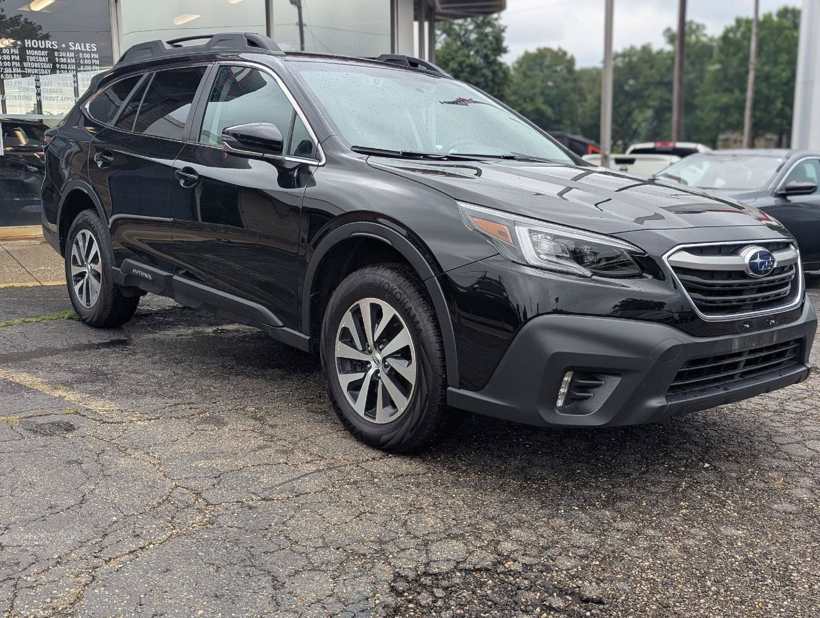Used 2020 Subaru Outback Premium w/ Popular Package #1 AWD/4WD image 17