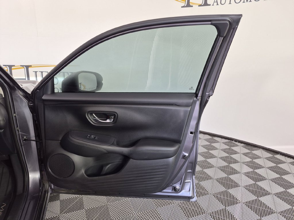 Used 2023 Honda HR-V LX image 34