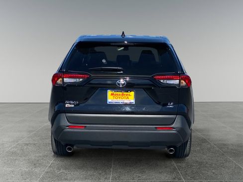 Used 2025 Toyota RAV4 LE image 4