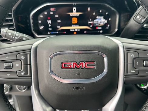 New 2026 GMC Sierra 1500 Elevation image 23