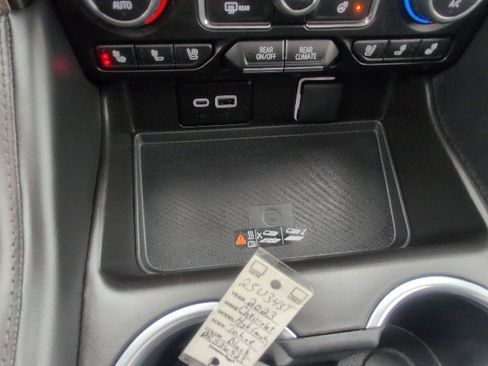 Certified 2023 Chevrolet Tahoe High Country w/ Advanced Technology Package image 38