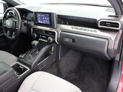 Used 2024 Toyota Tacoma SR5 AWD/4WD image 35